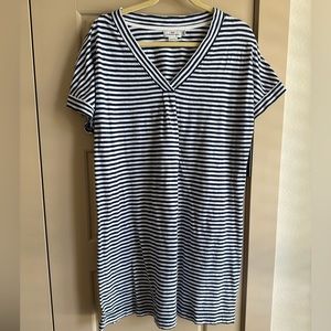 Vineyard Vines dress